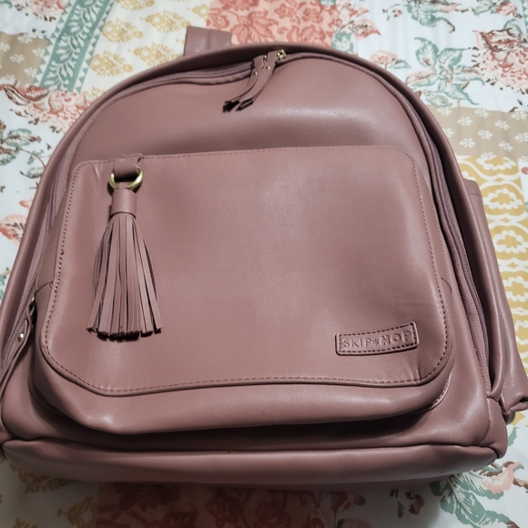 Skip Hop Dusty Rose Diaper Backpack - Picture 4 of 16